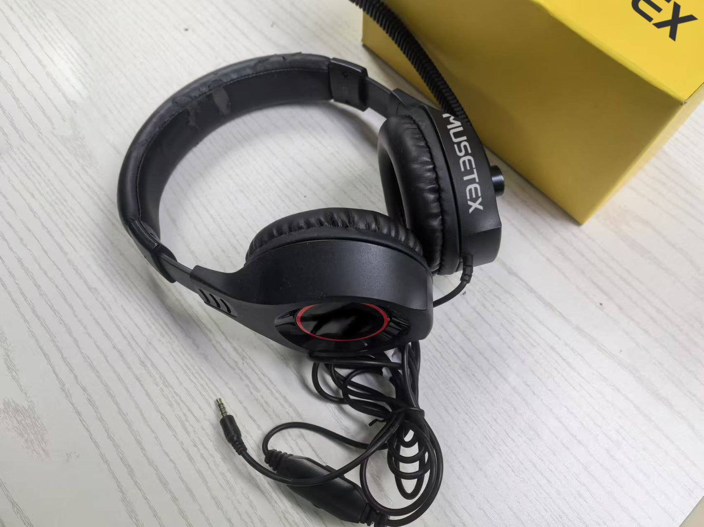 MUSETEX Headphones Headset for Gaming/Live Streaming, Strong Noise Cancellation